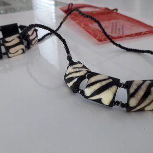 NWOT -  NOUGAT AND LICORICE COLOR NECKLACE & BRACELET COMBO